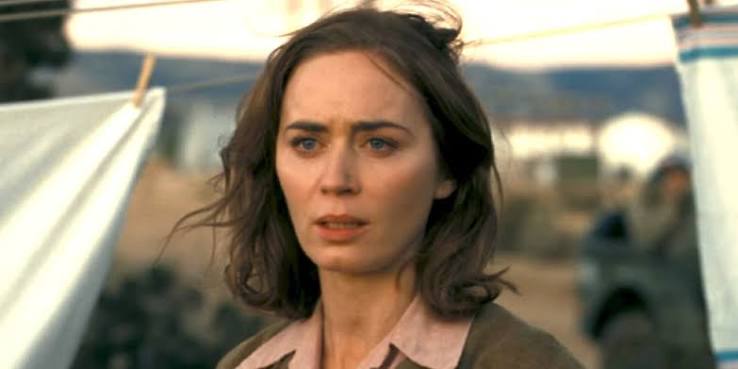 Kitty Oppenheimer (Emily Blunt)
